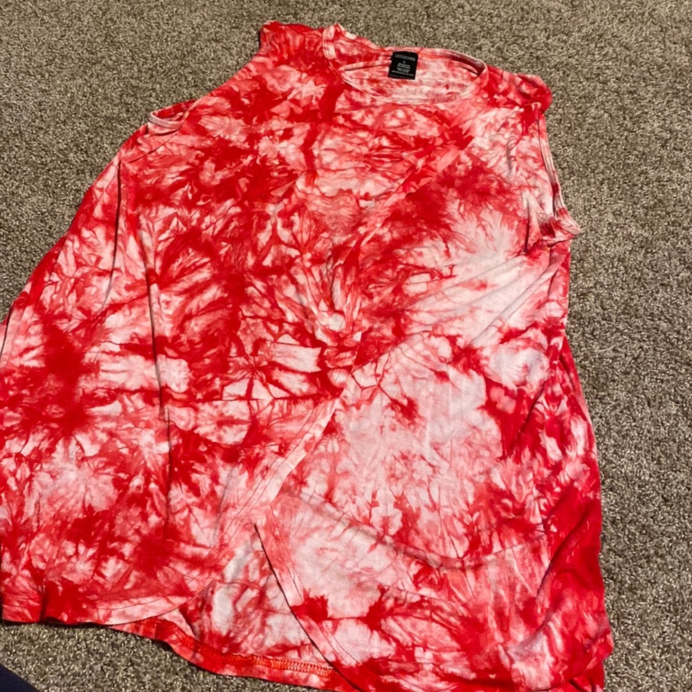 OhConcept Collection (L) red & white tie-dyed sleeveless tunic cross-front top